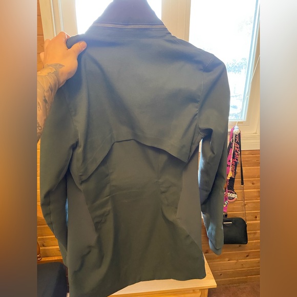 Lululemon Jacket - Picture 4 of 4